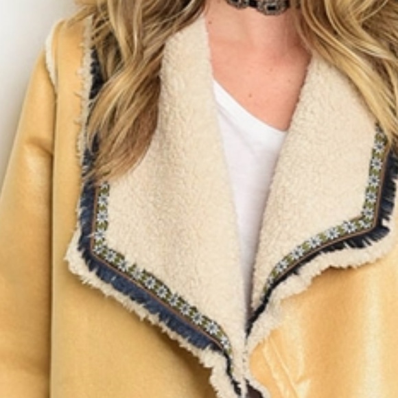 Camel microsuede shearling jacket w/pockets! - Picture 3 of 3